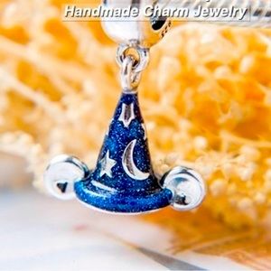 Disney Magic Hat Charm. Sterling Silver